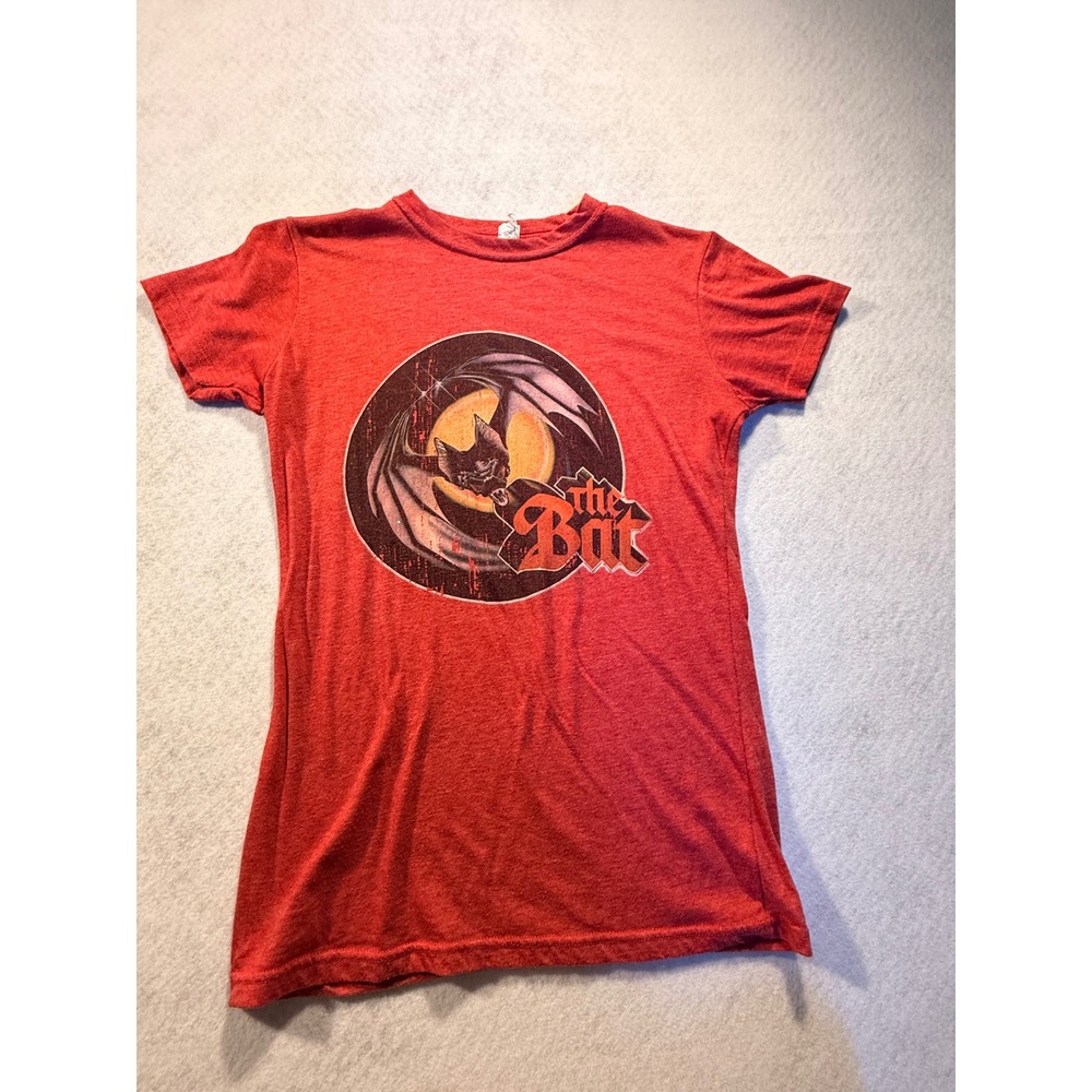 The Bat Graphic Tee Red Heathered Short Sleeve Crewneck T-Shirt Womens Medium